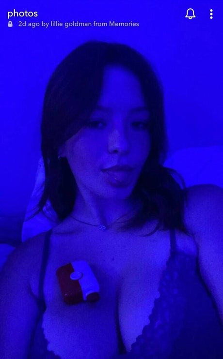 Nacktes geleaktes OnlyFans-Foto von Lillie Goldman