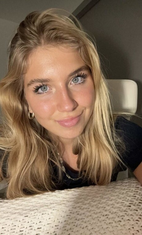 Aniela Leon