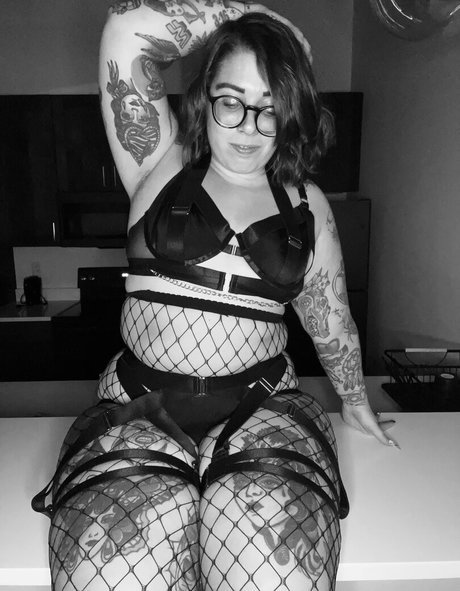 Nacktes geleaktes OnlyFans-Foto von Stepstool Sarah