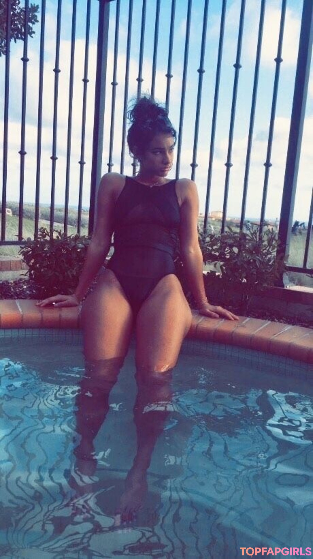 Nacktes geleaktes OnlyFans-Foto von Lauren Racine Wood #1074