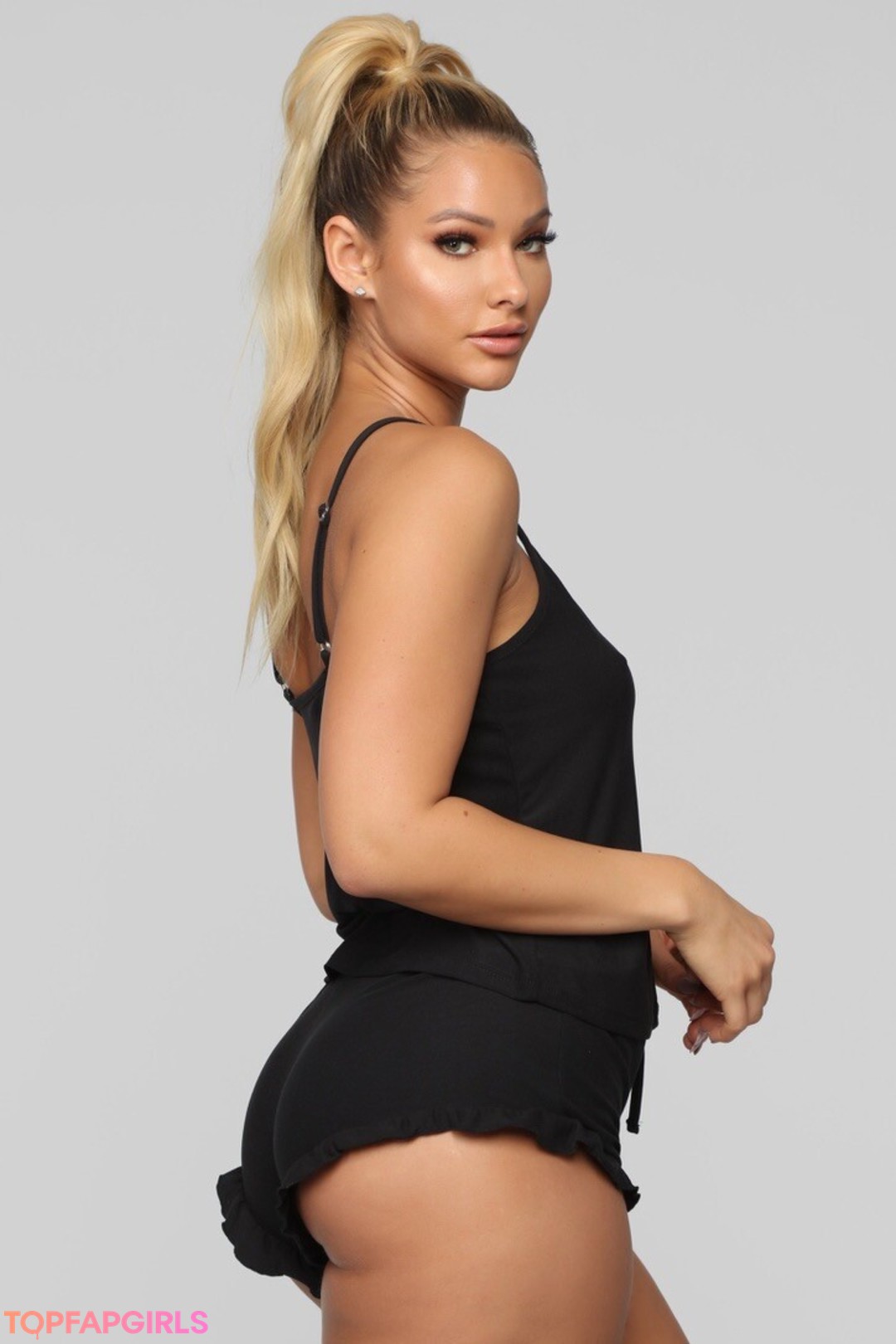 Nacktes geleaktes OnlyFans-Foto von Lauren Racine Wood #1541