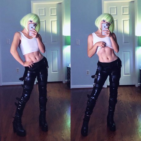 Nacktes geleaktes OnlyFans-Foto von Aara Lee