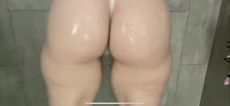 Nacktes geleaktes OnlyFans-Foto von Linda Durbesson