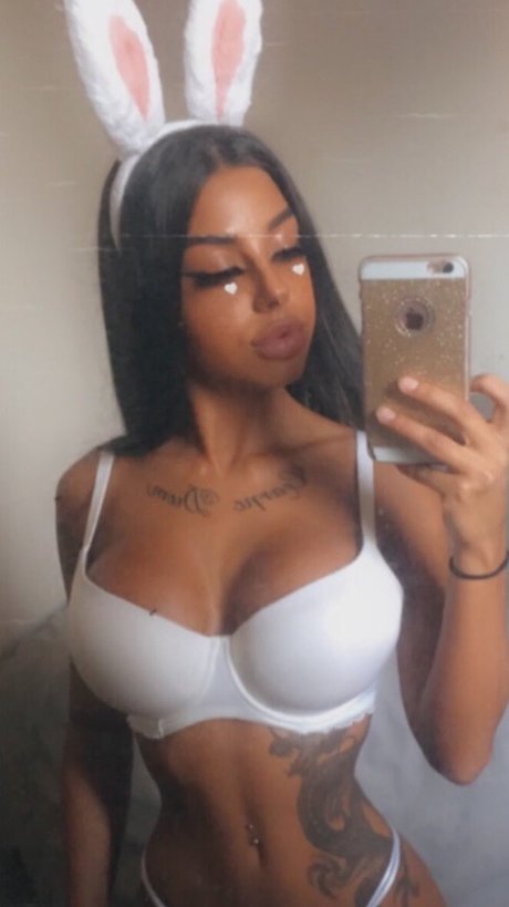 Nacktes geleaktes OnlyFans-Foto von Maria Nozer