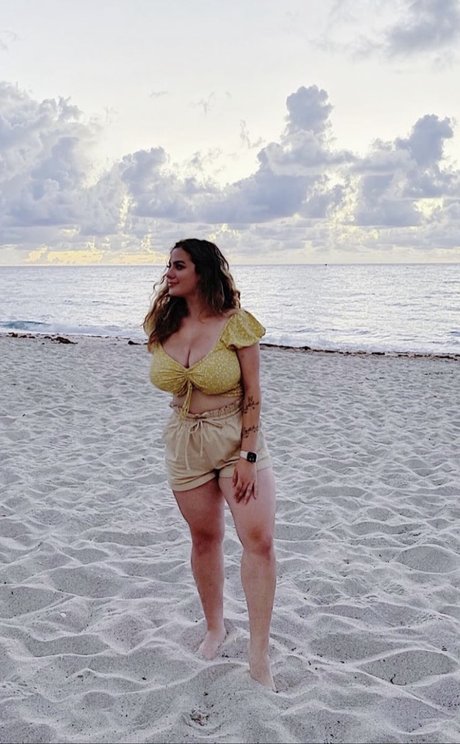 Nacktes geleaktes OnlyFans-Foto von Ivel Pesantez