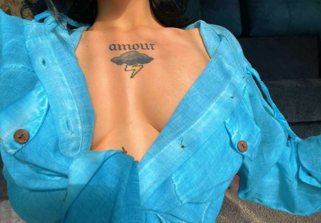 Nacktes geleaktes OnlyFans-Foto von Cutemeow