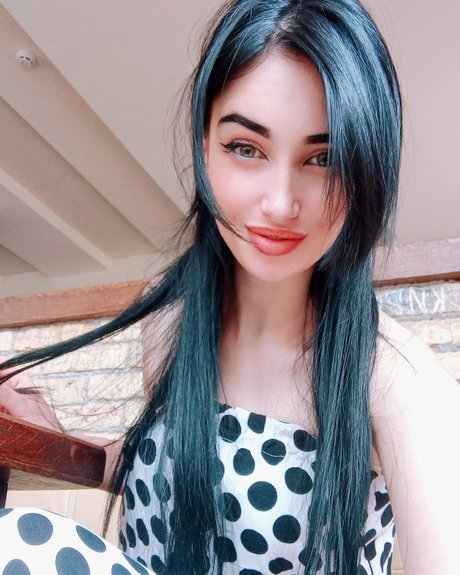 Nacktes geleaktes OnlyFans-Foto von Ayana Abramova
