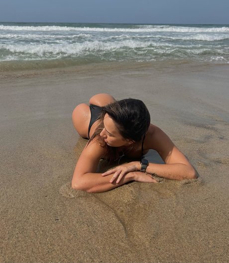 Nacktes geleaktes OnlyFans-Foto von Isabela Fasanaro