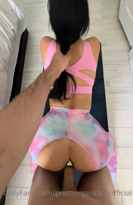 Nacktes geleaktes OnlyFans-Foto von Pretty In Pink Xoxs