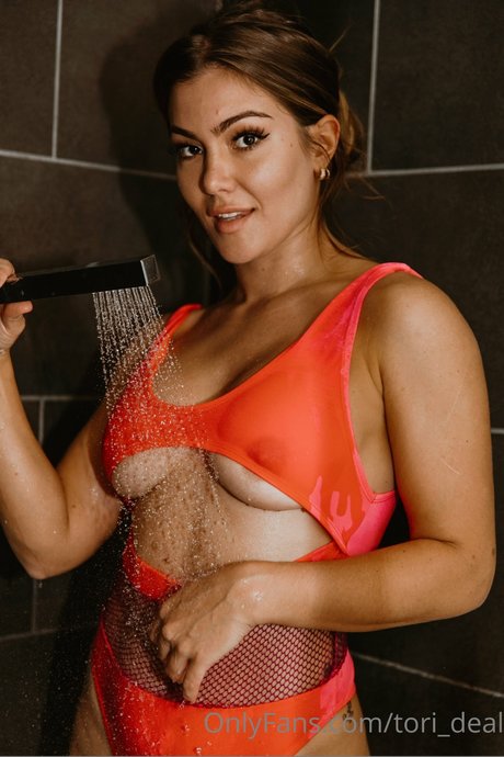 Tori Deal