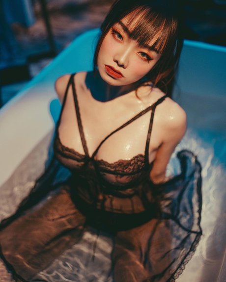 Queenie Lam