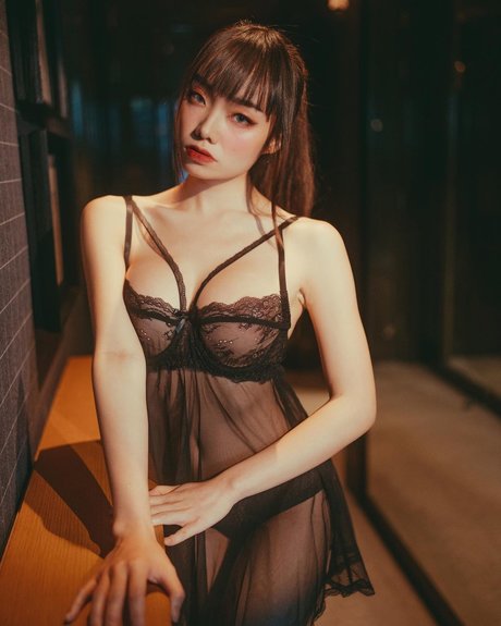 Queenie Lam
