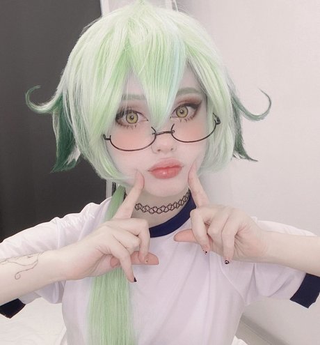 Nacktes geleaktes OnlyFans-Foto von Alice Marshmellow