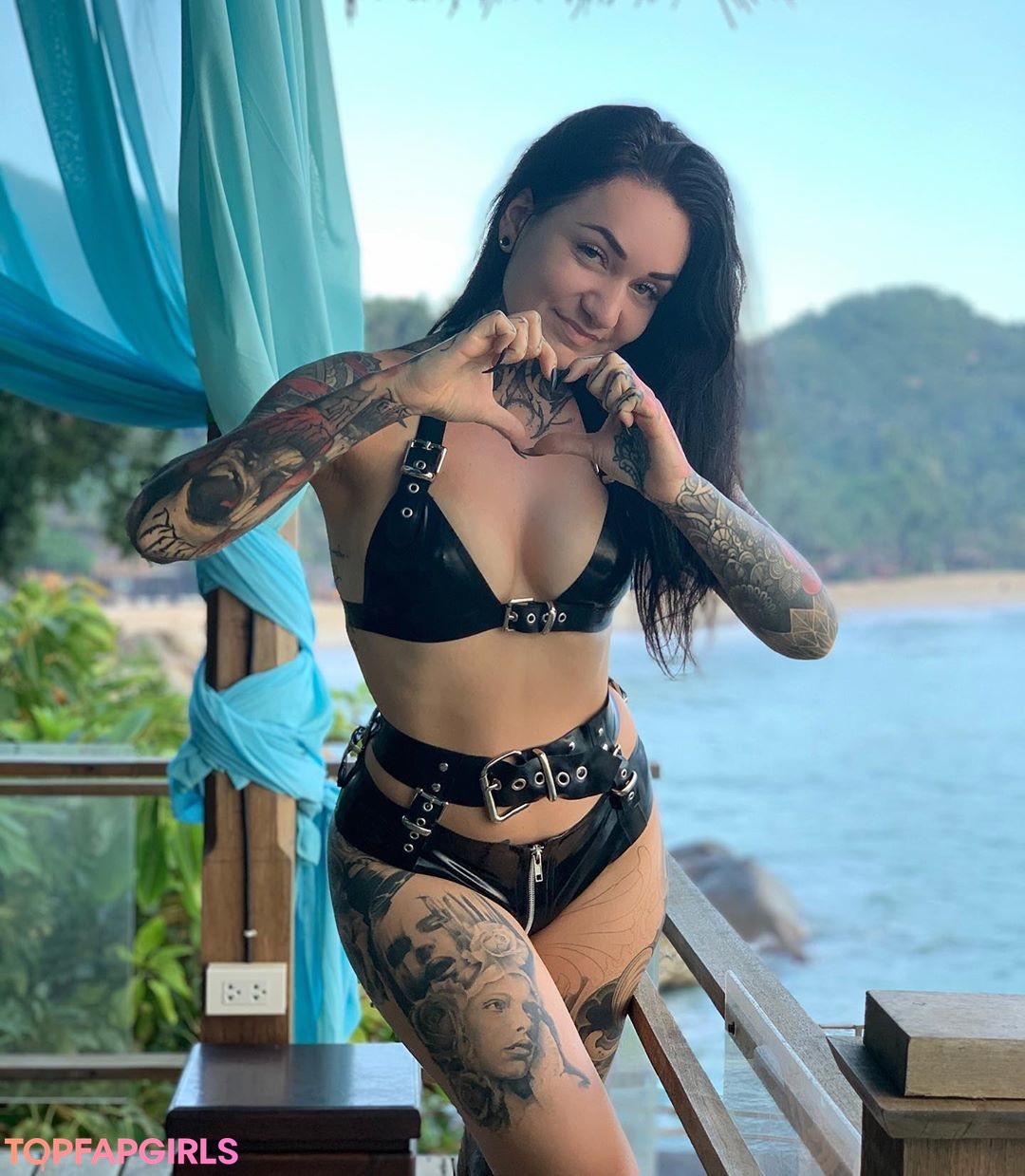 Nacktes geleaktes OnlyFans-Foto von Bella Isadora #40