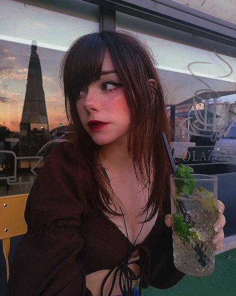 Nacktes geleaktes OnlyFans-Foto von Little Giuli
