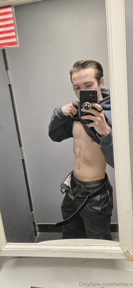 Nacktes geleaktes OnlyFans-Foto von Hotrocx