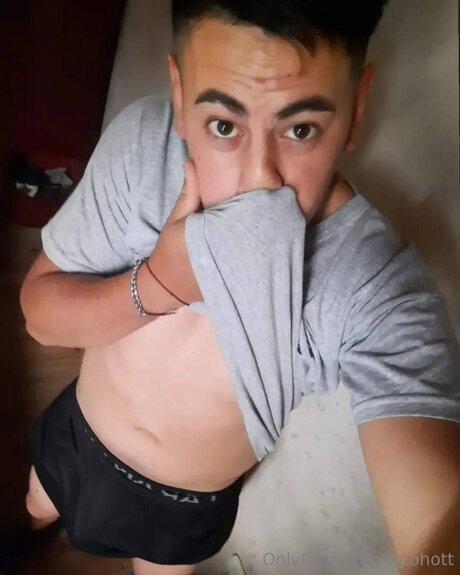 Nacktes geleaktes OnlyFans-Foto von Totohott