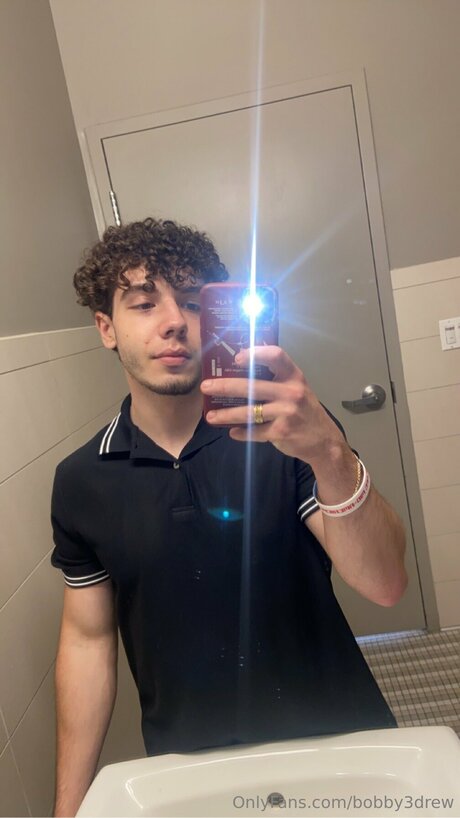 Nacktes geleaktes OnlyFans-Foto von Bobby3drew