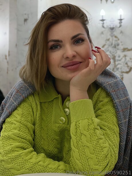 Roxy Blakee