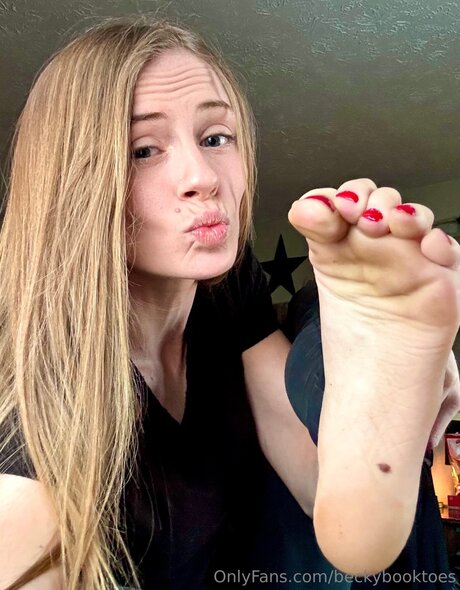 Nacktes geleaktes OnlyFans-Foto von Beckybooktoes