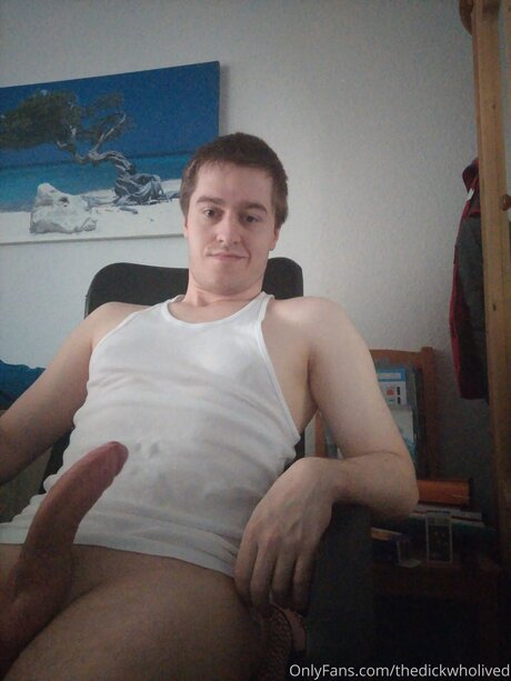 Thedickwholived