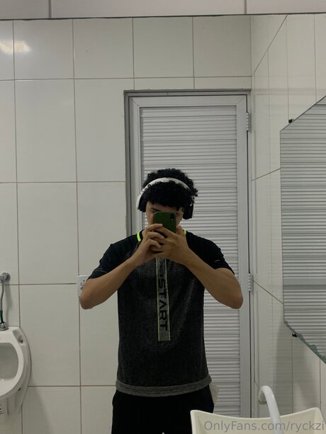 Nacktes geleaktes OnlyFans-Foto von Ryckzi