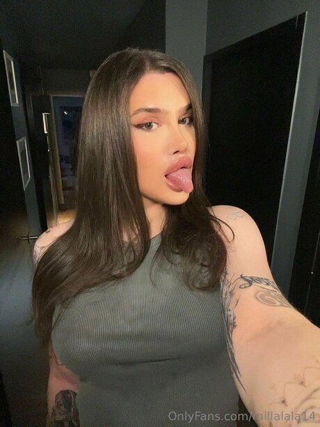 Nacktes geleaktes OnlyFans-Foto von Sarahlal