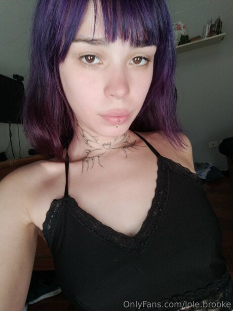 Nacktes geleaktes OnlyFans-Foto von Lole Brooke