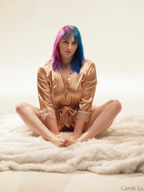 Candice C9m3ra
