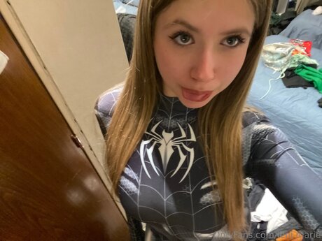Leni Marie