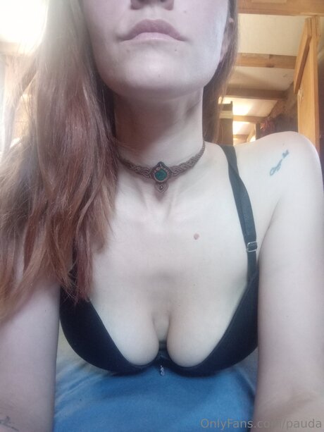 Nacktes geleaktes OnlyFans-Foto von Pauda