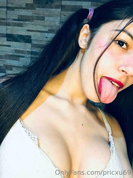 Nacktes geleaktes OnlyFans-Foto von Bbyemely