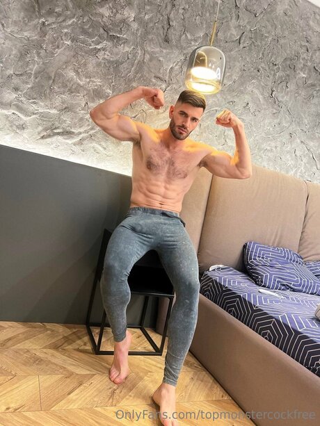 Topmonstercockfree