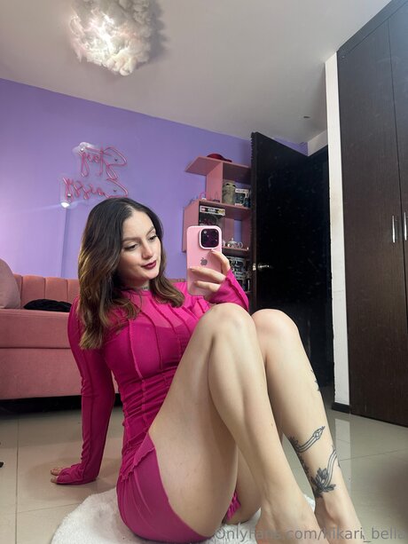 Nacktes geleaktes OnlyFans-Foto von Hikari Bella