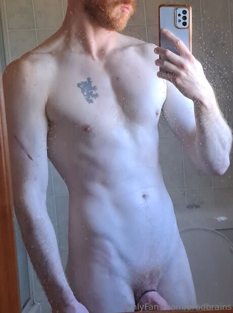Nacktes geleaktes OnlyFans-Foto von Bradbrains