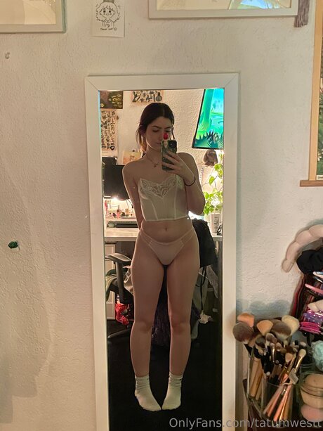 Nacktes geleaktes OnlyFans-Foto von Tatumwestt