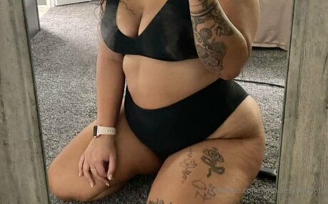 Nacktes geleaktes OnlyFans-Foto von Balesandbooty