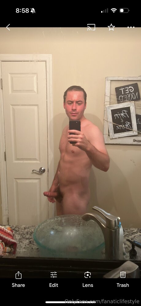 Nacktes geleaktes OnlyFans-Foto von Fanaticlifestyle