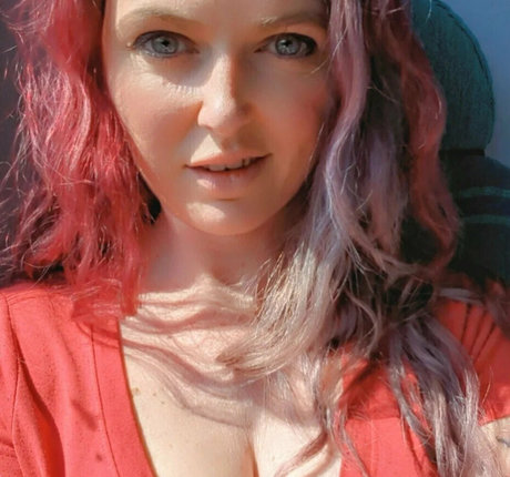 Nacktes geleaktes OnlyFans-Foto von Louroarfree