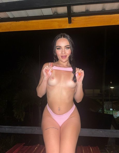 Nacktes geleaktes OnlyFans-Foto von Jessrose