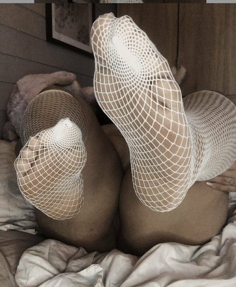 Nacktes geleaktes OnlyFans-Foto von Allyoursbabyfree