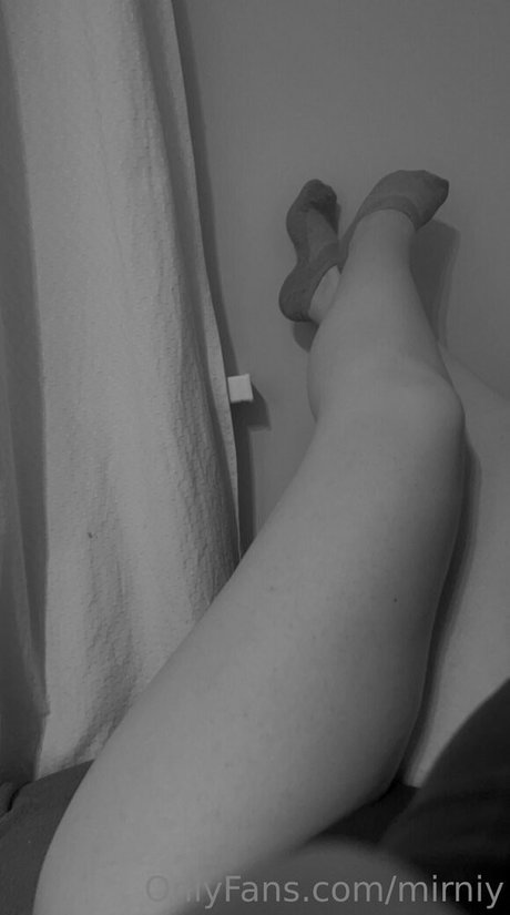Nacktes geleaktes OnlyFans-Foto von Mirniy