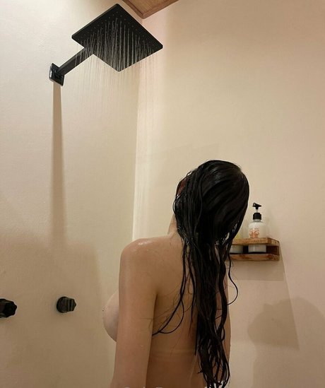 Nacktes geleaktes OnlyFans-Foto von Pamevillegas