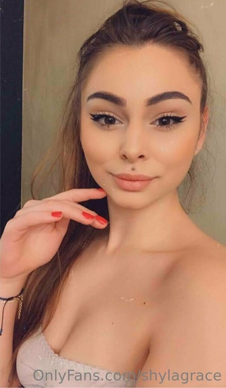 Nacktes geleaktes OnlyFans-Foto von Shylagrace