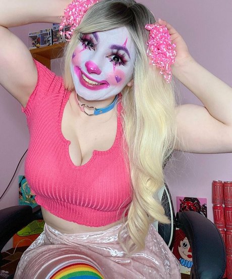 Nacktes geleaktes OnlyFans-Foto von Clown Girls