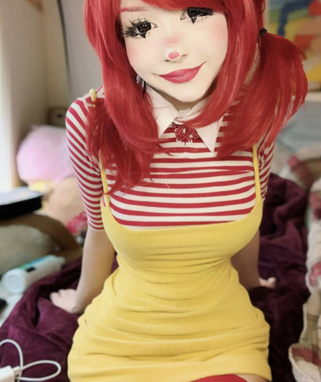Nacktes geleaktes OnlyFans-Foto von Clown Girls