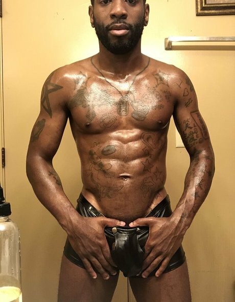 Nacktes geleaktes OnlyFans-Foto von Siryoga