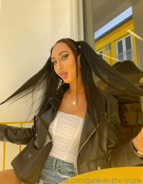 Nacktes geleaktes OnlyFans-Foto von Elleventures