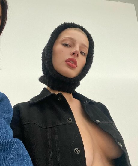 Nacktes geleaktes OnlyFans-Foto von Indizzle