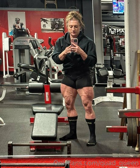 Nacktes geleaktes OnlyFans-Foto von Quadqueen
